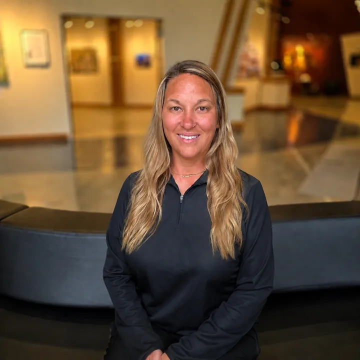 Lindsay, administrative team and outreach coordinator at Siouxland Orthodontics
